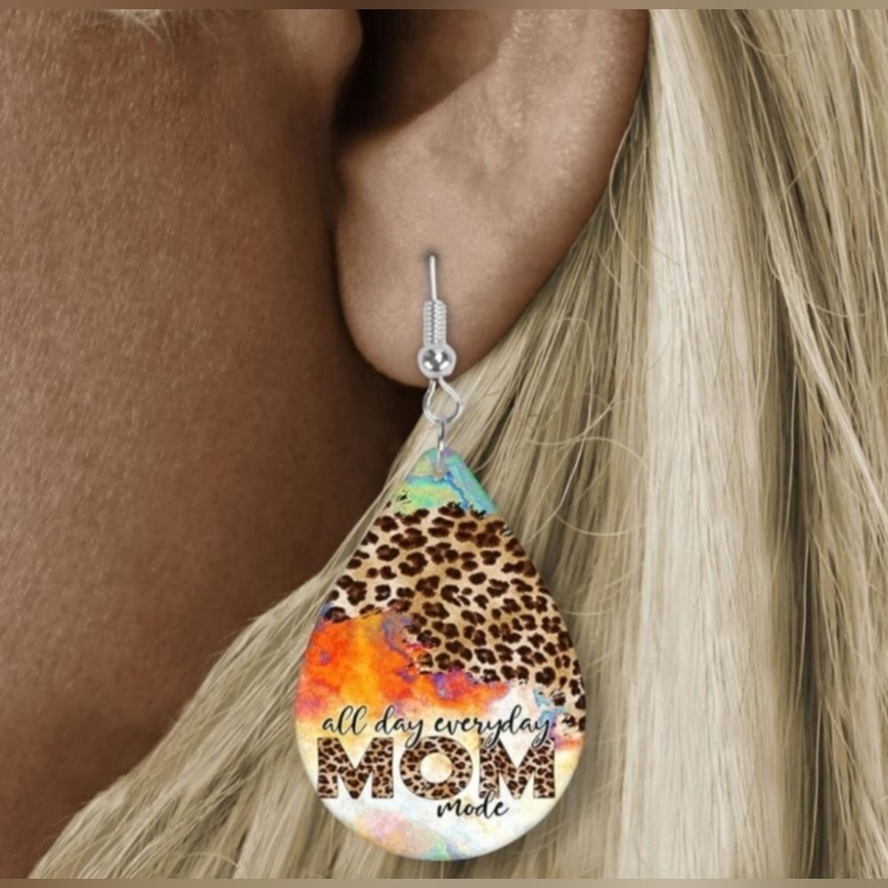 💕5/$18  Wooden Mom Earrings